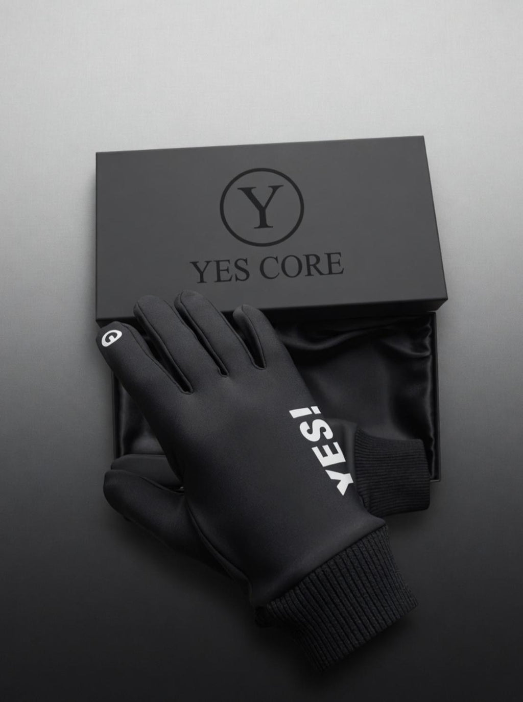 "YES!" Signature Leather Touchscreen Gloves